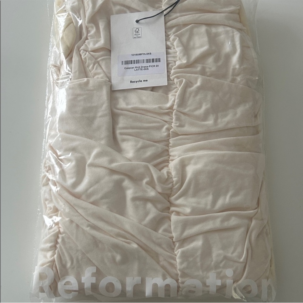 NWT • Caspian knit dress in fior de latte - XS - Picture 7 of 9